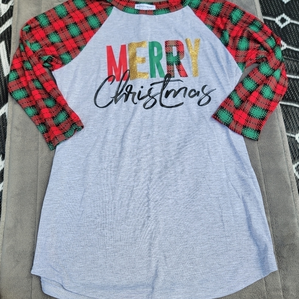 2/$20 NWT Runway Ready Nightgown Nightshirt S